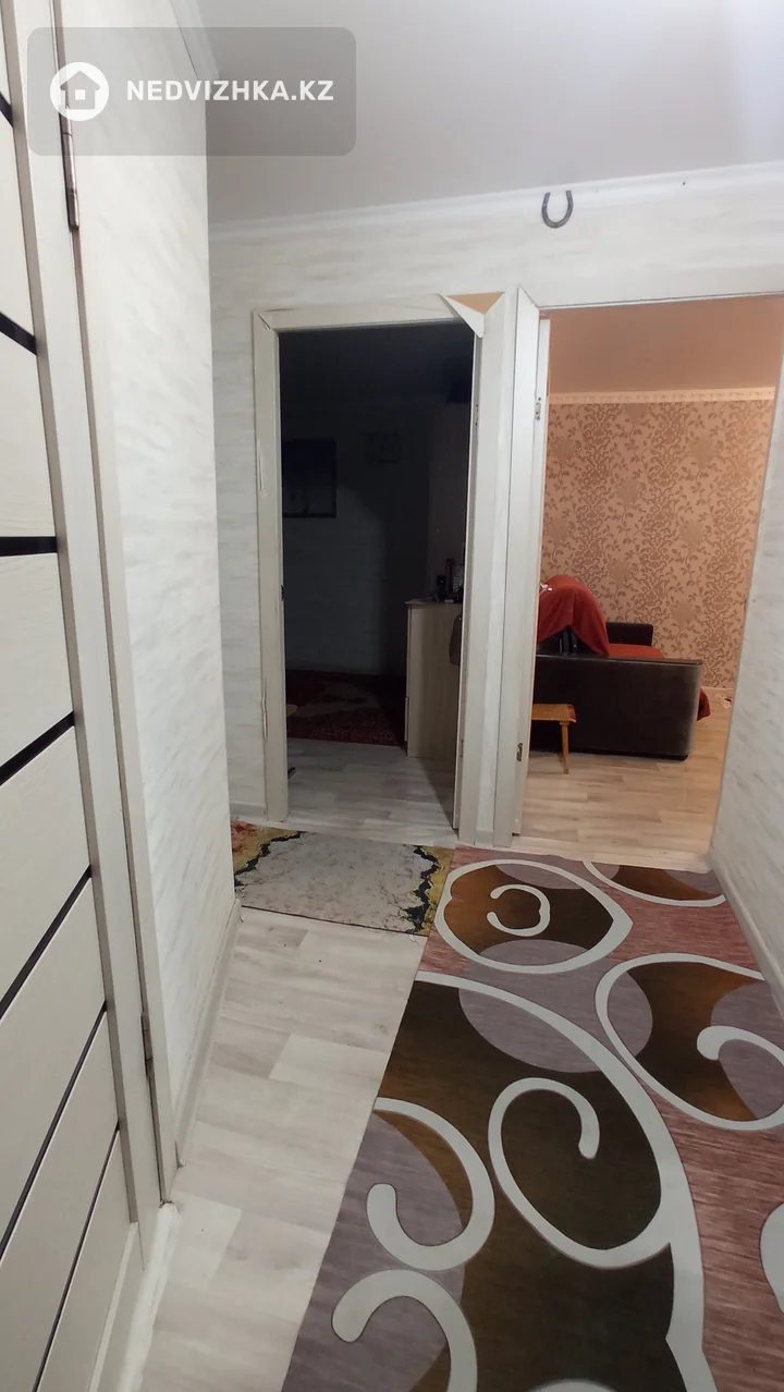 2-комнатная квартира, этаж 3 из 5, 46 м², фотография 3