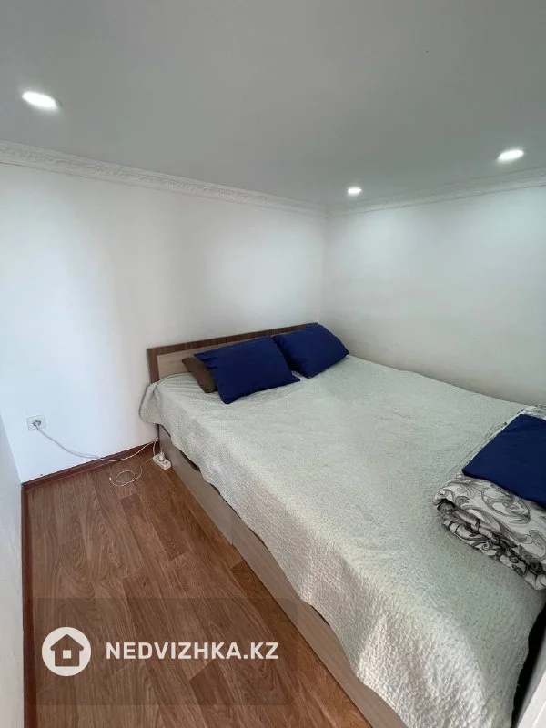 1-комнатная квартира, этаж 4 из 5, 32 м², фотография 2