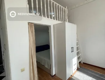 1-комнатная квартира, этаж 4 из 5, 32 м², миниатюра 3