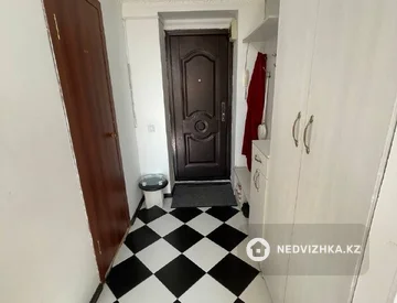 1-комнатная квартира, этаж 4 из 5, 32 м², миниатюра 7
