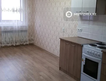 2-комнатная квартира, этаж 3 из 6, 49 м², На длительный срок, миниатюра 5