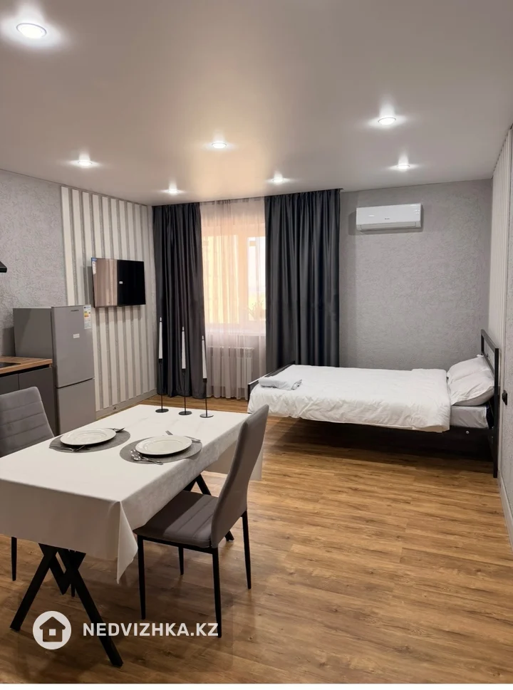 1-комнатная квартира, этаж 3 из 9, 40 м², На длительный срок, фотография 4