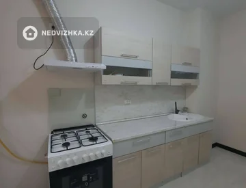 1-комнатная квартира, этаж 4 из 10, 45 м², На длительный срок, миниатюра 6