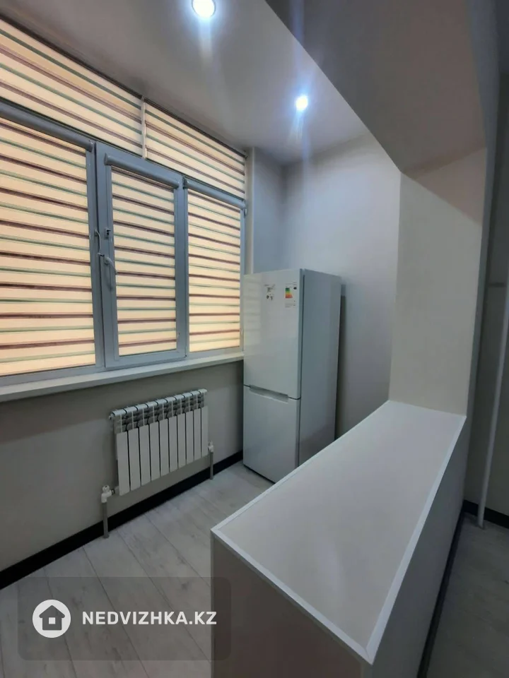 1-комнатная квартира, этаж 4 из 10, 45 м², На длительный срок, фотография 5