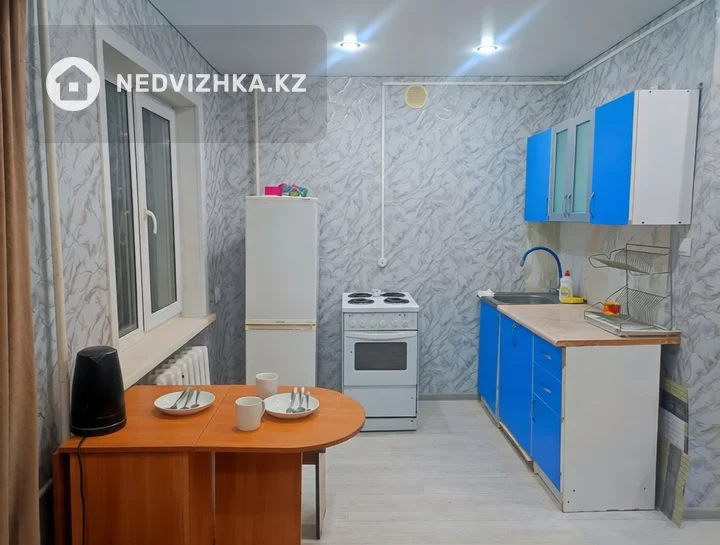 1-комнатная квартира, этаж 2 из 5, 31 м², Посуточно, фотография 2