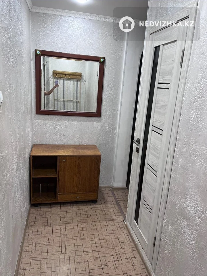 2-комнатная квартира, этаж 2 из 4, 46 м², фотография 2