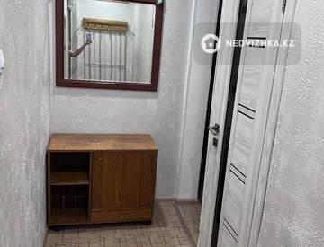 2-комнатная квартира, этаж 2 из 4, 46 м², миниатюра 1