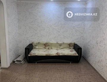 2-комнатная квартира, этаж 2 из 4, 46 м², миниатюра 2