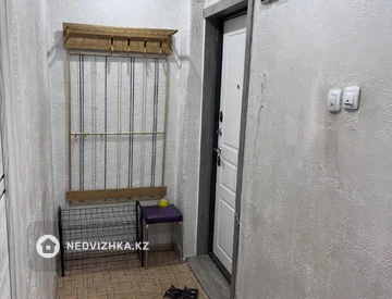 2-комнатная квартира, этаж 2 из 4, 46 м², миниатюра 3