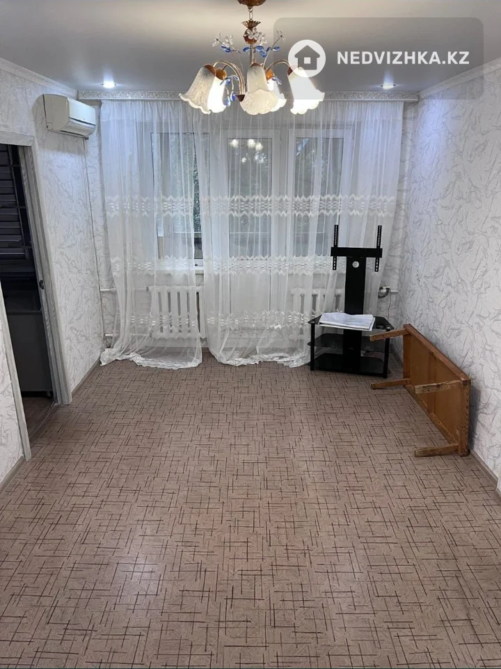 2-комнатная квартира, этаж 2 из 4, 46 м², фотография 4
