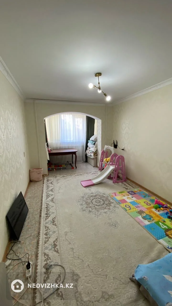 2-комнатная квартира, этаж 4 из 9, 56 м², фотография 4