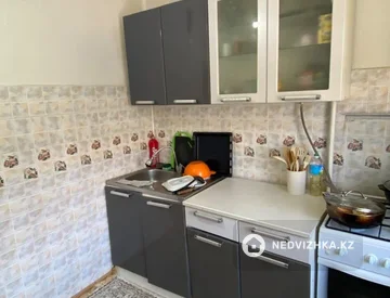 2-комнатная квартира, этаж 4 из 9, 56 м², миниатюра 7