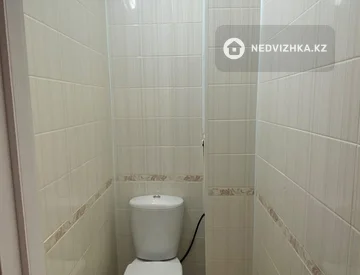 2-комнатная квартира, этаж 7 из 9, 64 м², миниатюра 10
