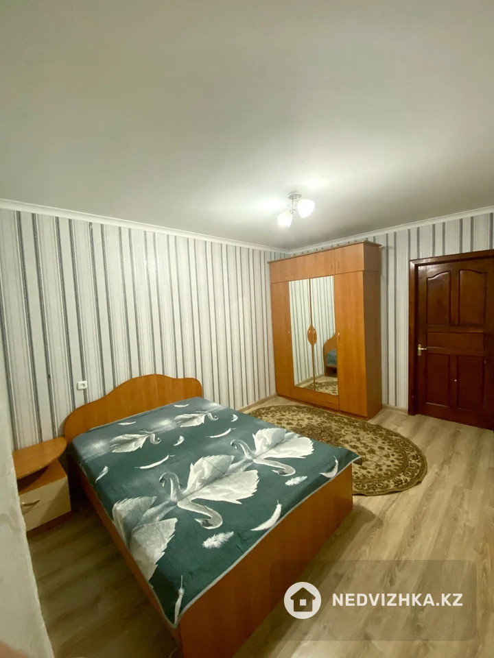 3-комнатная квартира, этаж 9 из 9, 68 м², фотография 2
