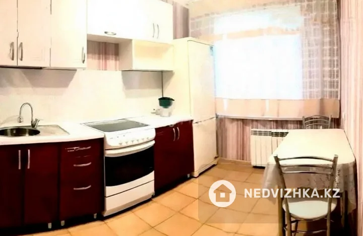 3-комнатная квартира, этаж 9 из 9, 68 м², фотография 4