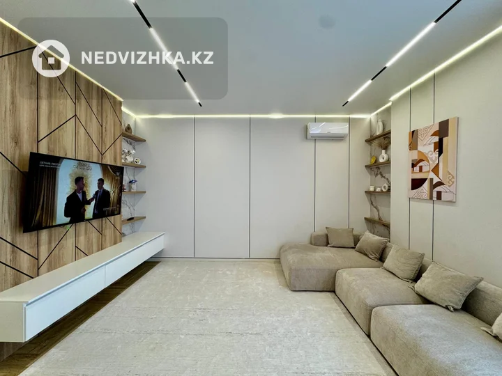 3-комнатная квартира, этаж 18 из 23, 80 м², фотография 4