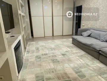 2-комнатная квартира, этаж 6 из 13, 74 м², На длительный срок, миниатюра 5