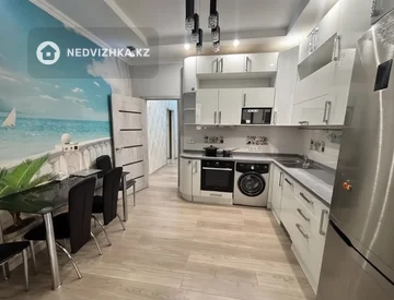2-комнатная квартира, этаж 6 из 13, 74 м², На длительный срок, миниатюра 9