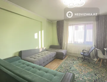 2-комнатная квартира, этаж 5 из 5, 76 м², миниатюра 2