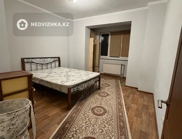 2-комнатная квартира, этаж 4 из 5, 58 м², На длительный срок, миниатюра 4