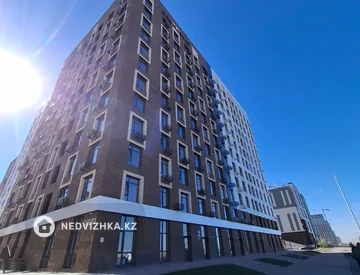 2-комнатная квартира, этаж 4 из 12, 72 м², миниатюра 3