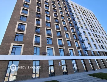 2-комнатная квартира, этаж 4 из 12, 72 м², миниатюра 4