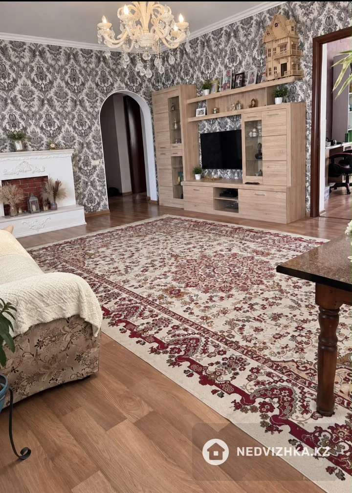 5-комнатный дом, 7 соток, 205 м², фотография 4