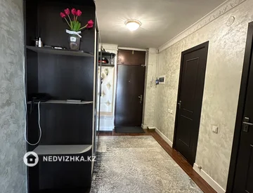 3-комнатная квартира, этаж 5 из 9, 70 м², миниатюра 1