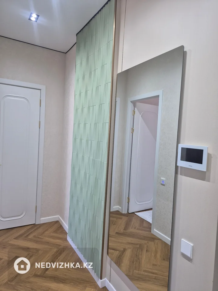 2-комнатная квартира, этаж 6 из 9, 41 м², На длительный срок
