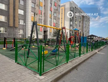 3-комнатная квартира, этаж 7 из 7, 82 м², миниатюра 2