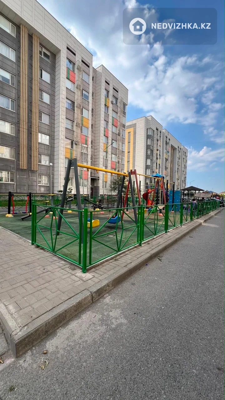 3-комнатная квартира, этаж 7 из 7, 82 м², фотография 2