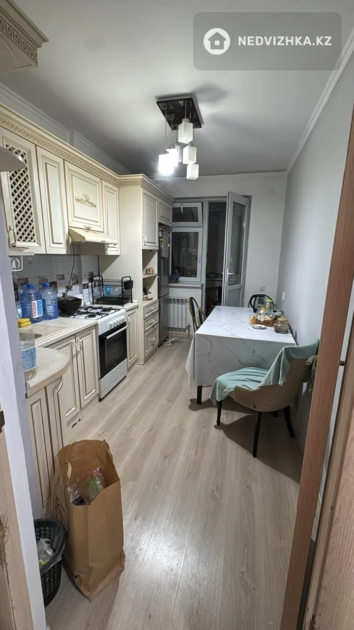 3-комнатная квартира, этаж 7 из 7, 82 м², фотография 4