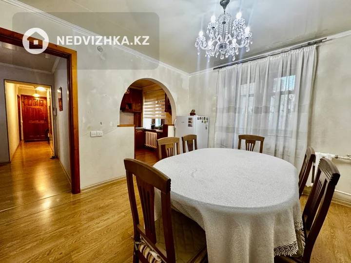 4-комнатная квартира, этаж 3 из 5, 101 м², фотография 5