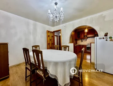 4-комнатная квартира, этаж 3 из 5, 101 м², миниатюра 6