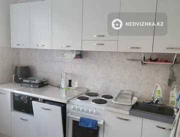 3-комнатная квартира, этаж 3 из 5, 70 м², миниатюра 1