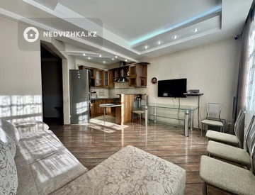 3-комнатная квартира, этаж 2 из 3, 66 м², миниатюра 1