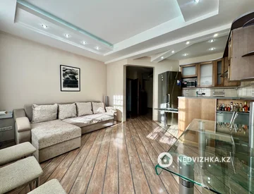 3-комнатная квартира, этаж 2 из 3, 66 м², миниатюра 2