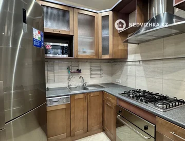 3-комнатная квартира, этаж 2 из 3, 66 м², миниатюра 6