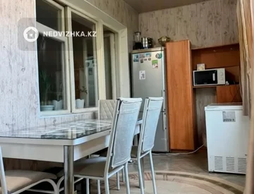 1-комнатная квартира, этаж 3 из 4, 47 м², миниатюра 1