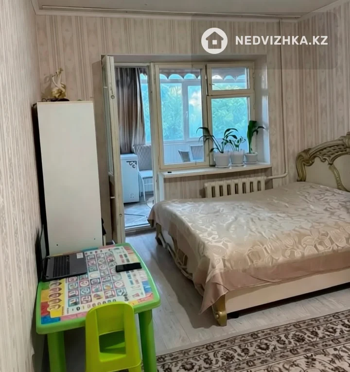1-комнатная квартира, этаж 3 из 4, 47 м², фотография 3