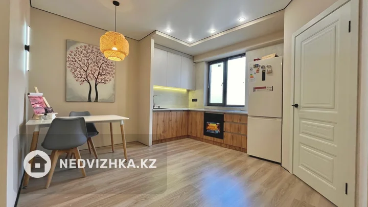 2-комнатная квартира, этаж 9 из 13, 46 м²