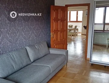 3-комнатная квартира, этаж 4 из 9, 72 м², миниатюра 3