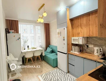 2-комнатная квартира, этаж 7 из 9, 56 м², миниатюра 3