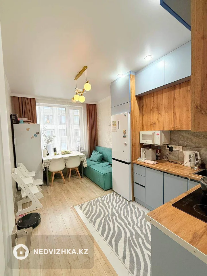 2-комнатная квартира, этаж 7 из 9, 56 м², фотография 3