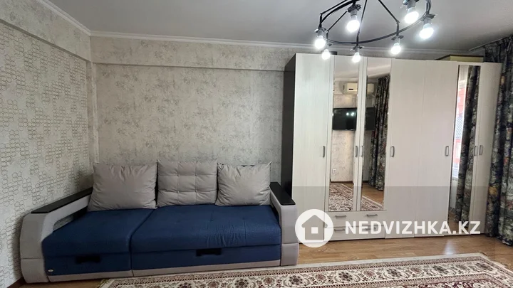 3-комнатная квартира, этаж 5 из 5, 81 м², фотография 3
