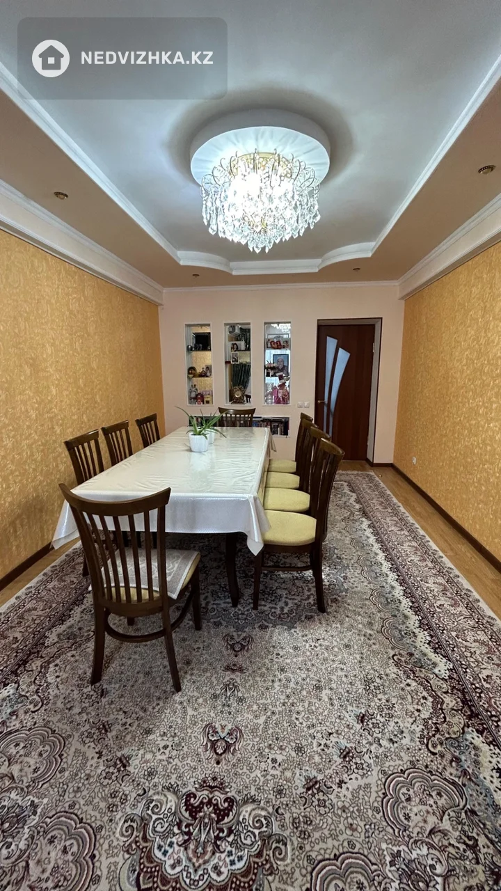 3-комнатная квартира, этаж 5 из 5, 81 м², фотография 5