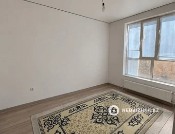2-комнатная квартира, этаж 3 из 13, 48 м², миниатюра 4