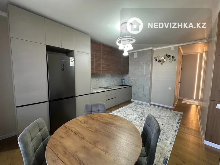 3-комнатная квартира, этаж 8 из 18, 52 м², фотография 5