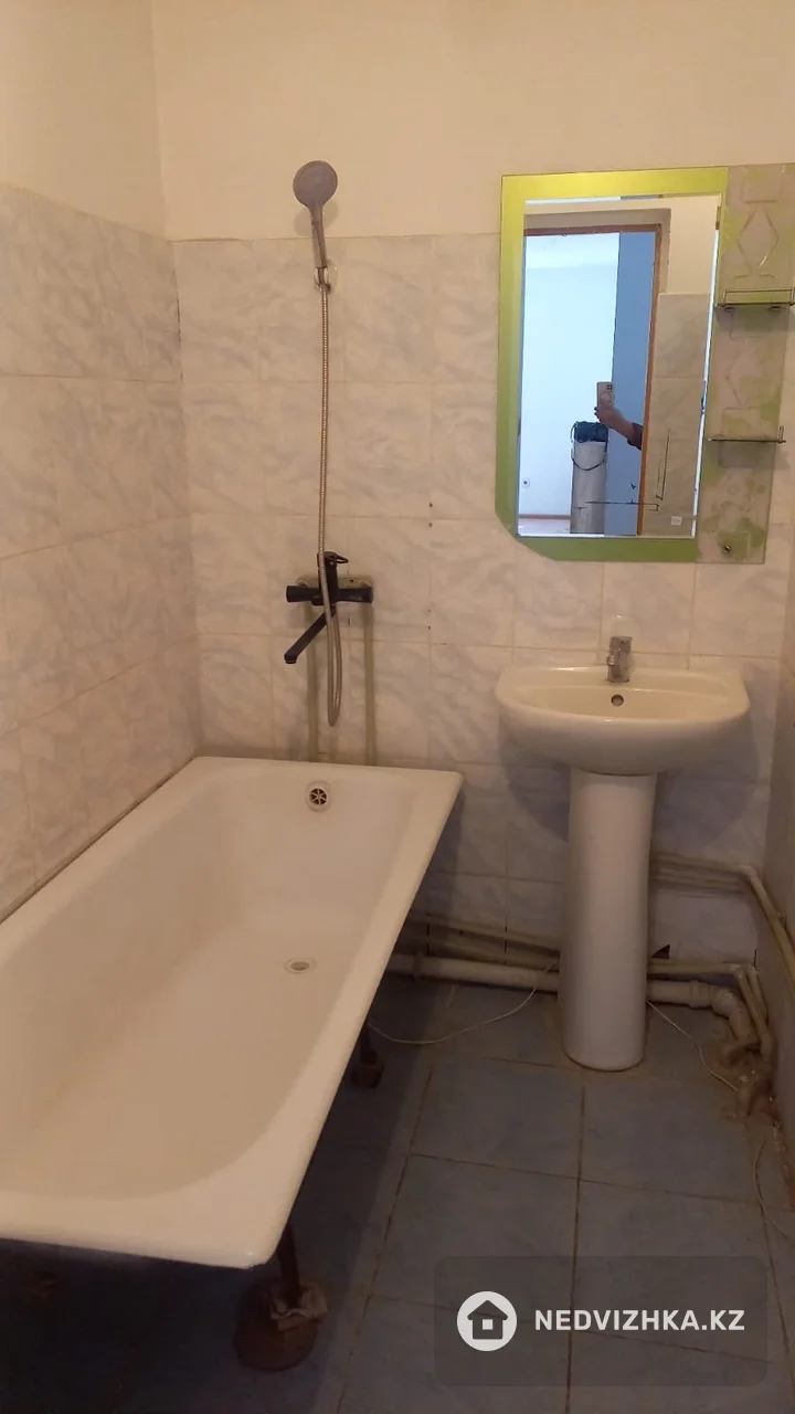 2-комнатная квартира, этаж 5 из 9, 54 м², На длительный срок, фотография 3