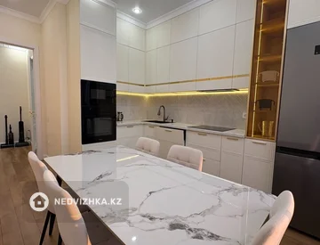 2-комнатная квартира, этаж 16 из 19, 62 м², миниатюра 3